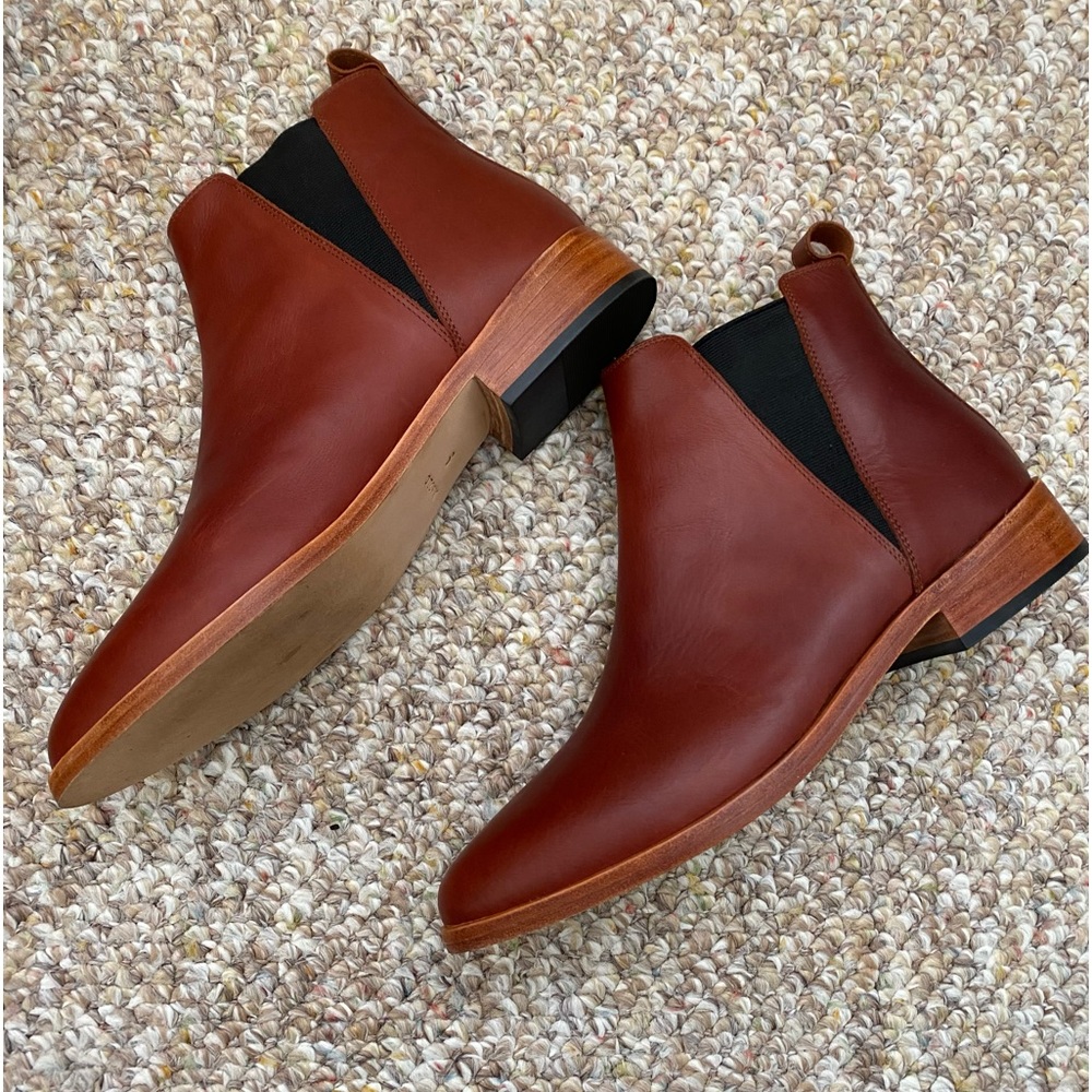 Nisolo Chelsea Leather Boot Brandy Size 9 only worn once - Picture 1 of 14